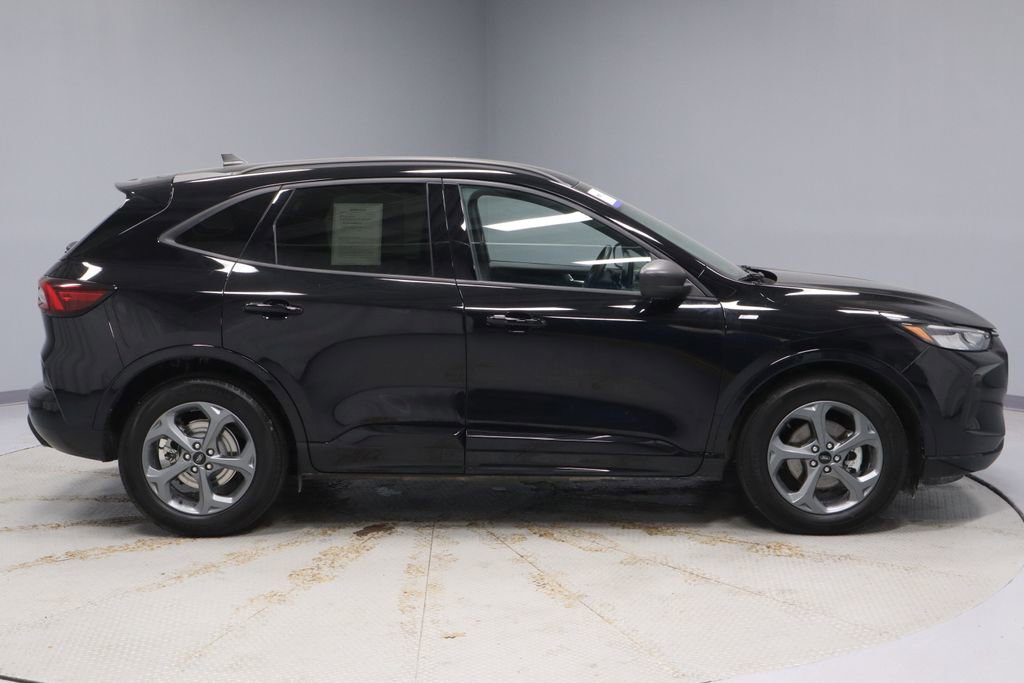 Certified 2023 Ford Escape ST-Line w/ Equipment Group 301A FWD image 7
