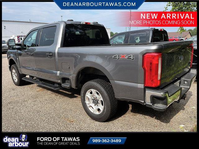 Certified 2025 Ford F250 XLT AWD/4WD image 4