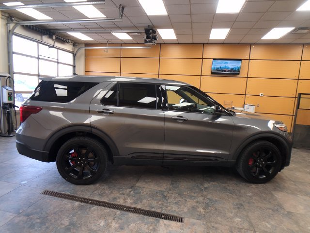 Certified 2022 Ford Explorer ST w/ Equipment Group 401A AWD/4WD image 8