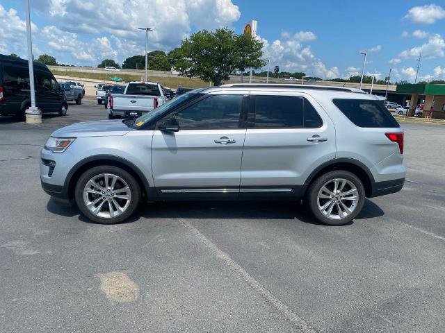 Certified 2018 Ford Explorer XLT w/ Equipment Group 202A FWD image 4