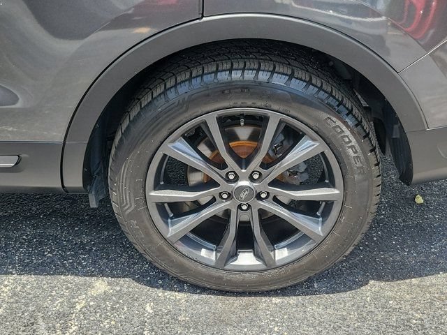 Certified 2018 Ford Explorer XLT w/ Equipment Group 202A FWD image 7
