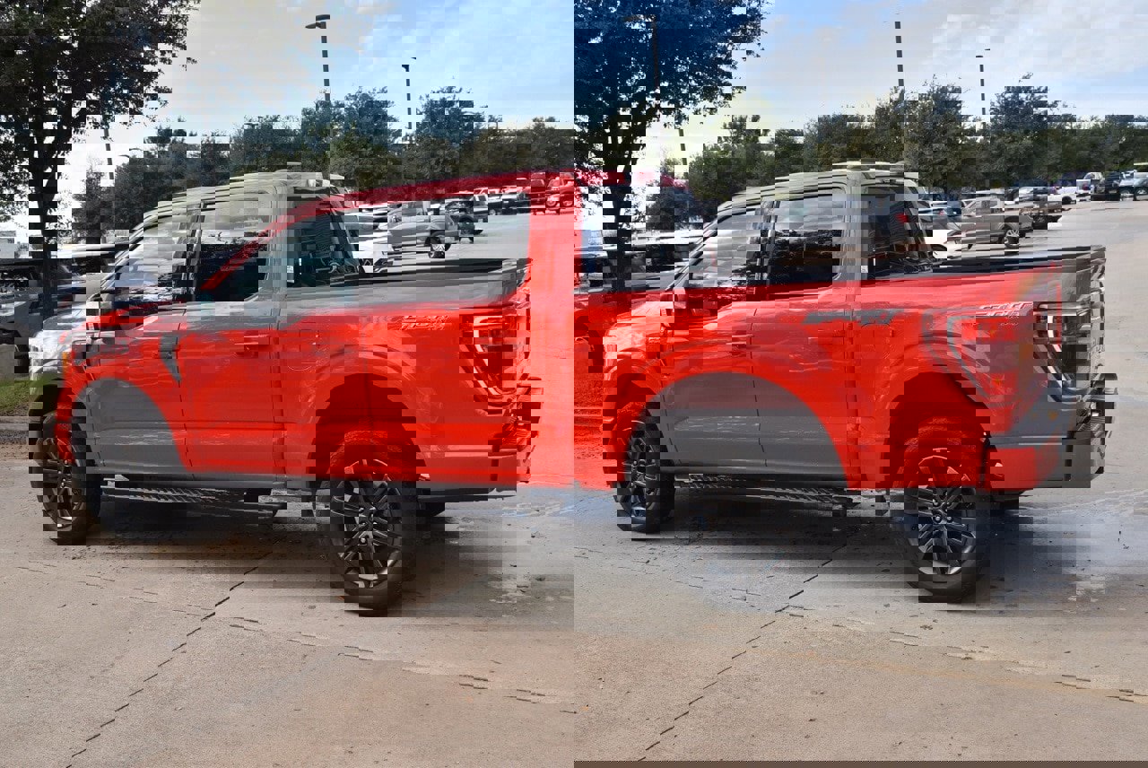 Certified 2022 Ford F150 XLT w/ Equipment Group 302A High image 7