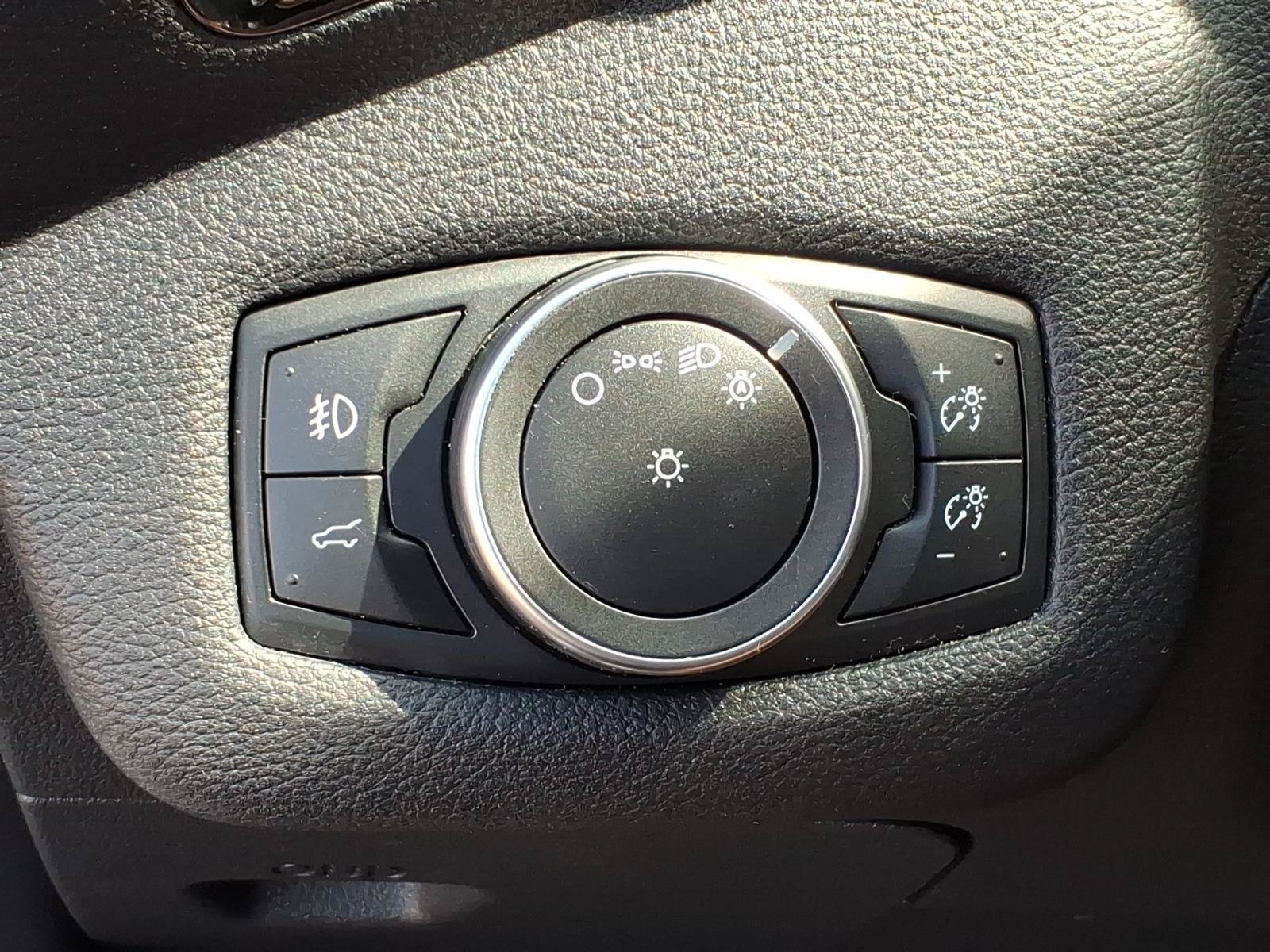 Certified 2018 Ford Escape SEL AWD/4WD image 14