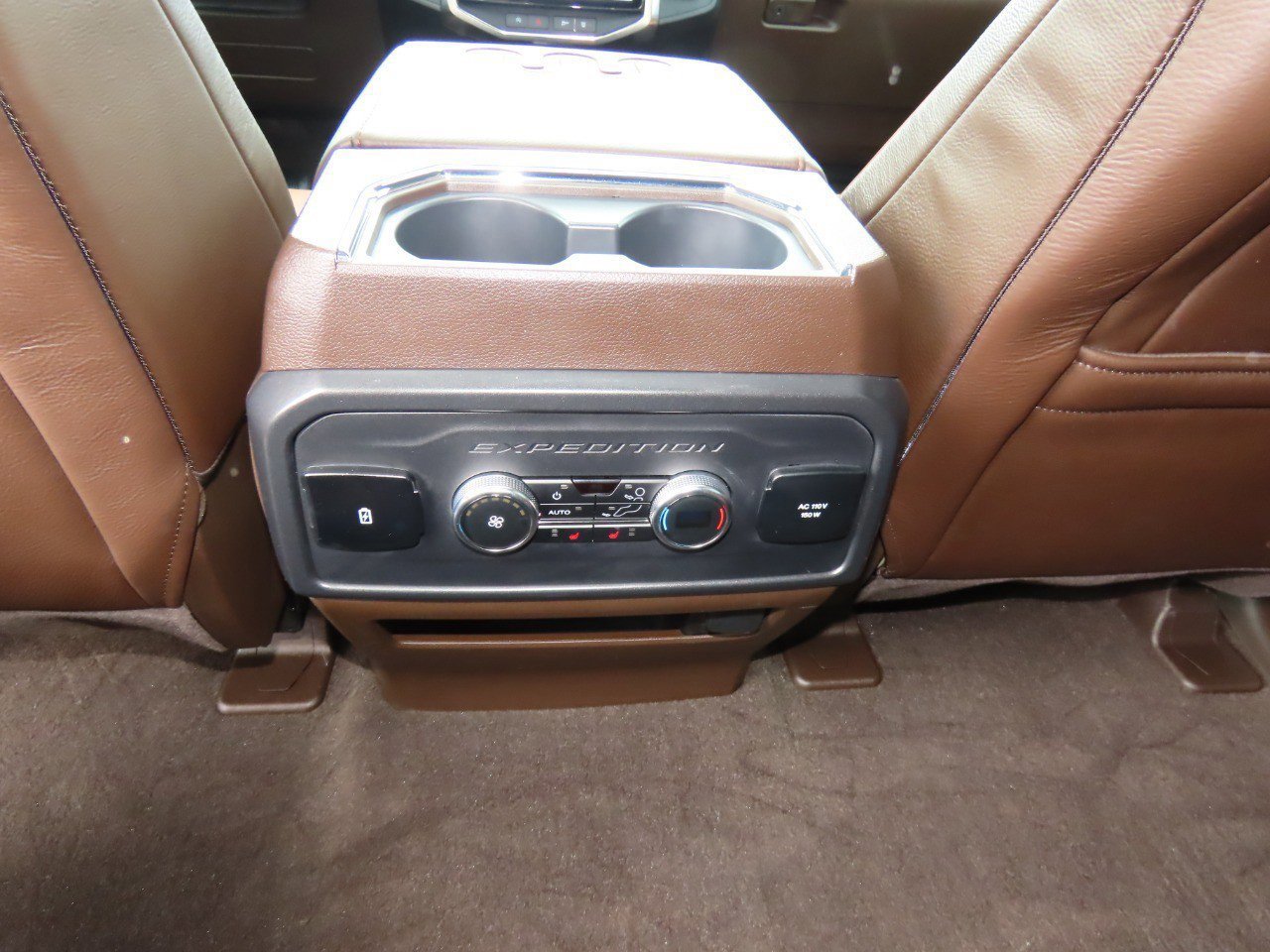 Certified 2024 Ford Expedition King Ranch AWD/4WD image 21