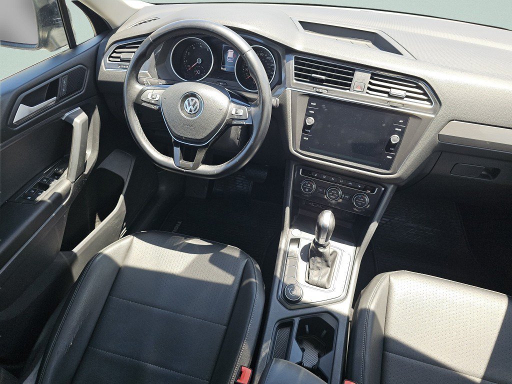 Used 2019 Volkswagen Tiguan SE w/ Panoramic Sunroof Package AWD/4WD image 27