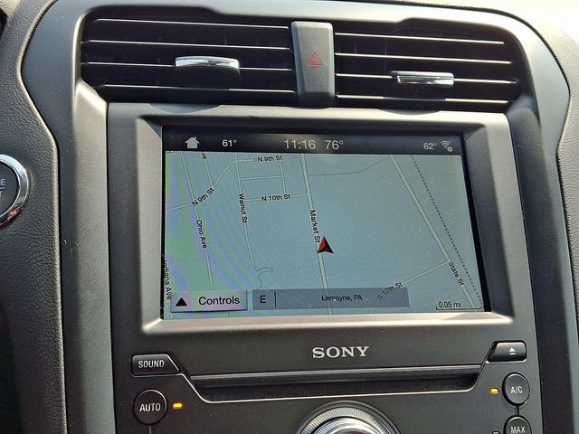 Certified 2019 Ford Fusion Energi Titanium FWD image 17