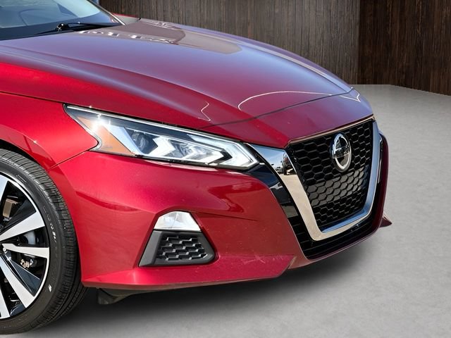 Used 2022 Nissan Altima 2.5 SR FWD image 9
