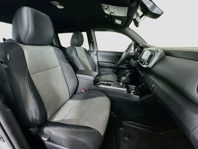 Used 2020 Toyota Tacoma TRD Sport RWD image 14
