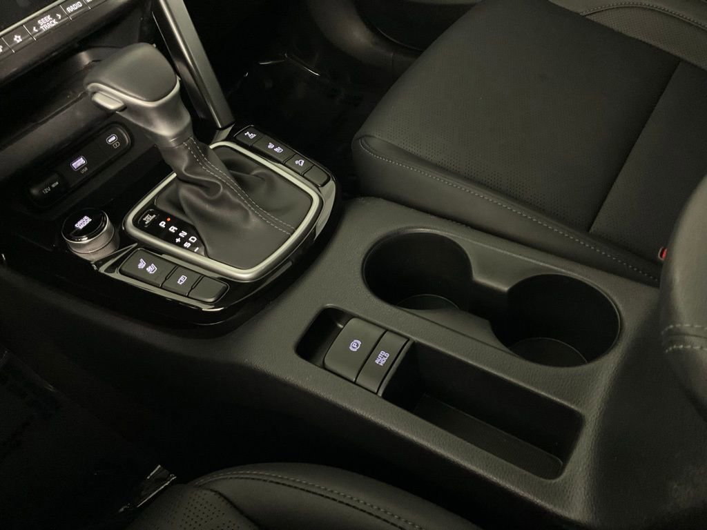 Used 2024 Kia Seltos SX w/ SX Sunroof Package image 18