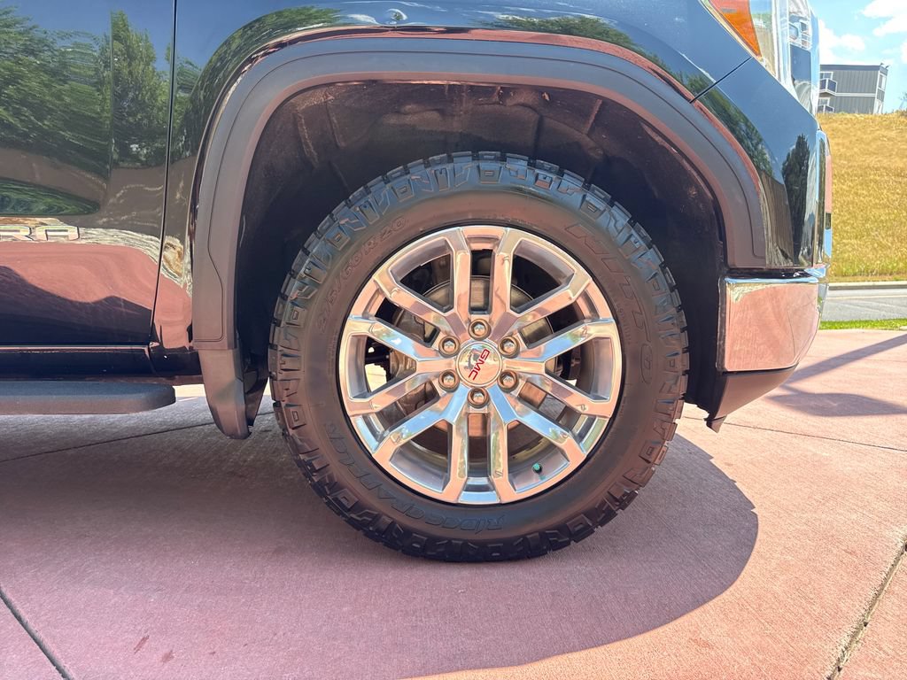 Used 2021 GMC Sierra 1500 SLT w/ SLT Premium Package AWD/4WD image 30