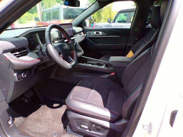 Certified 2025 Ford Explorer ST AWD/4WD image 12