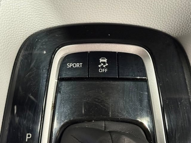 Used 2020 Toyota Corolla XSE FWD image 29