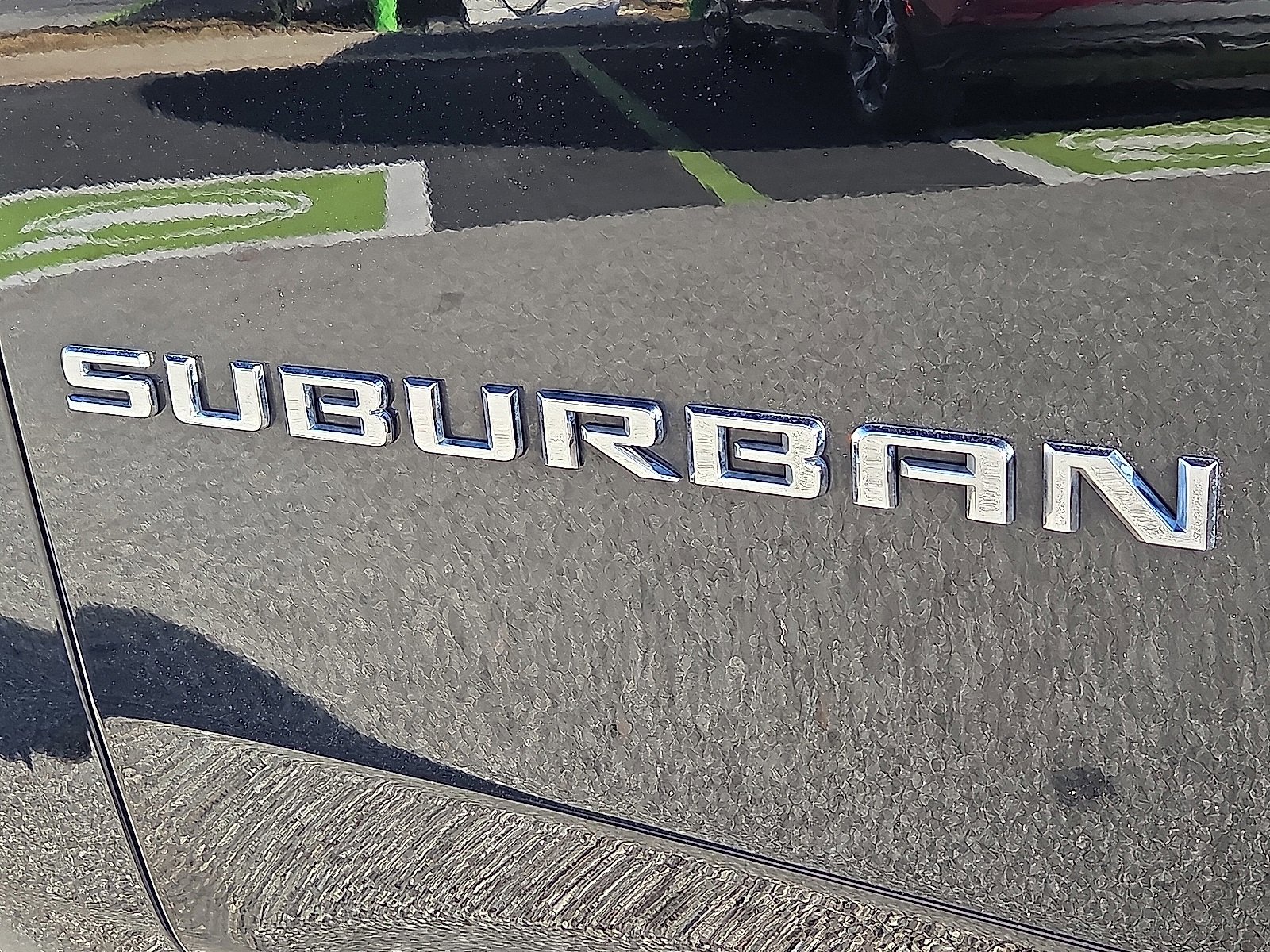 Used 2024 Chevrolet Suburban LS image 9