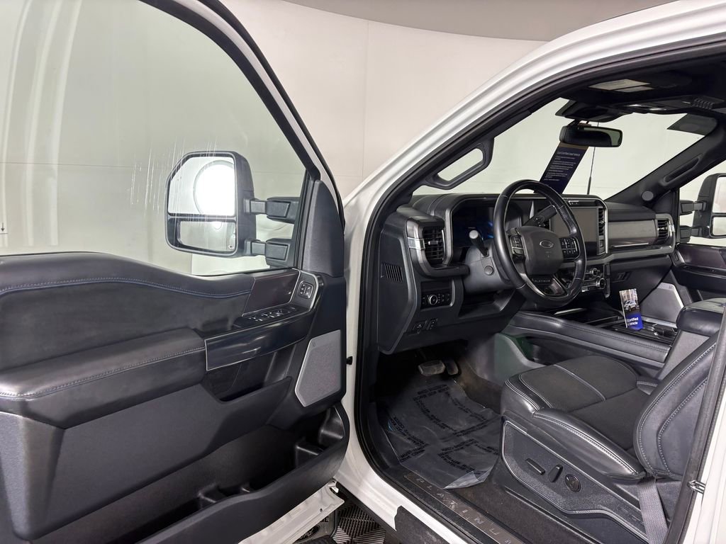 Certified 2026 Ford F450 Platinum w/ FX4 Off-Road Package AWD/4WD image 12