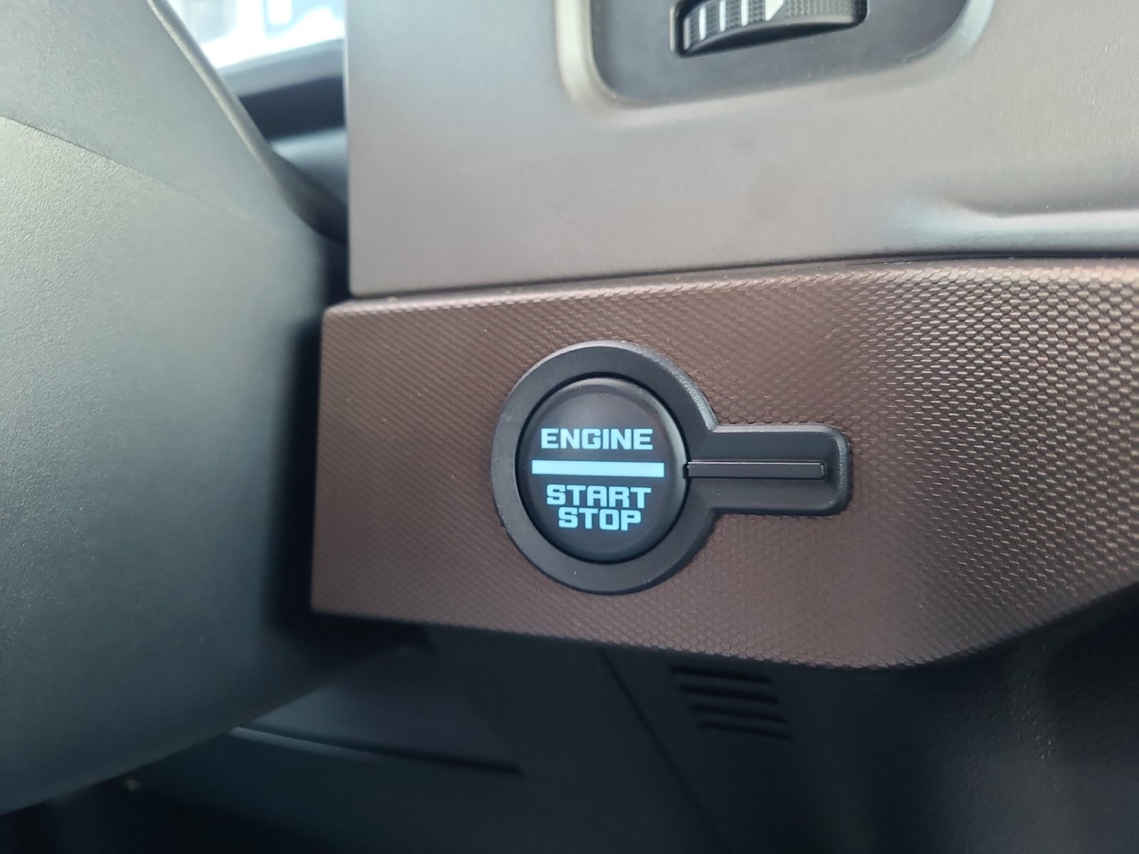 Certified 2023 Ford Bronco Outer Banks AWD/4WD image 30