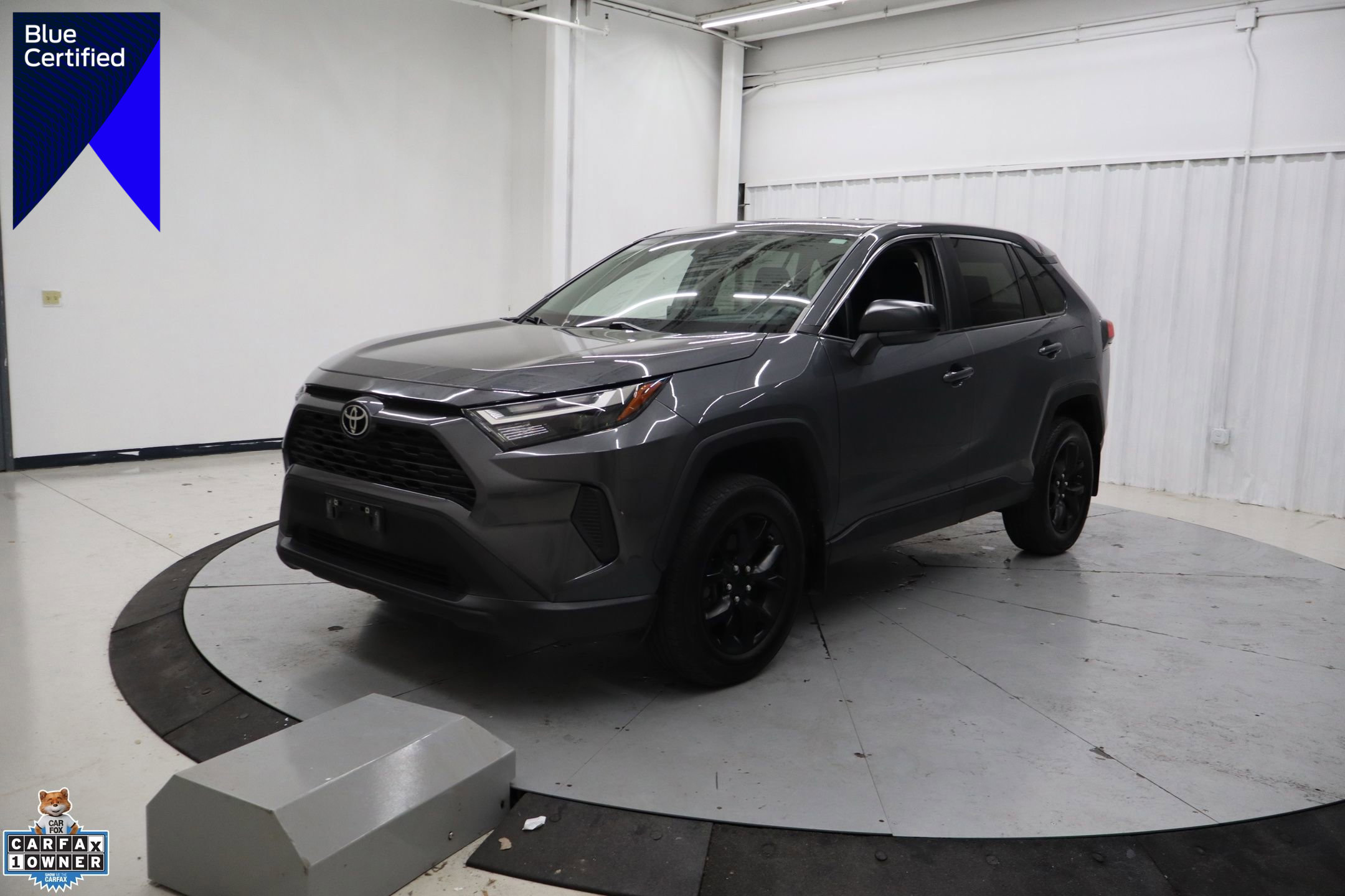 Used 2023 Toyota RAV4 LE image 1