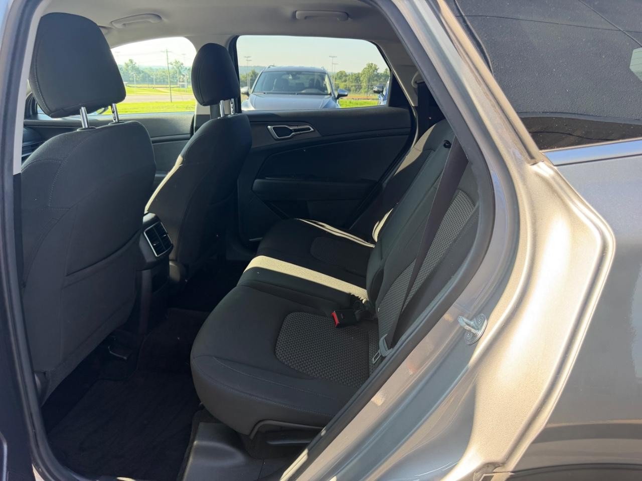 Used 2024 Kia Sportage LX AWD/4WD image 9