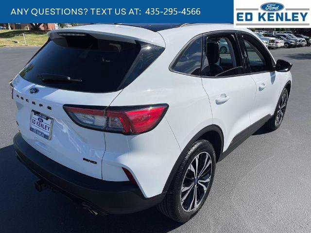 Certified 2022 Ford Escape SEL w/ SEL Stealth AWD Package image 30