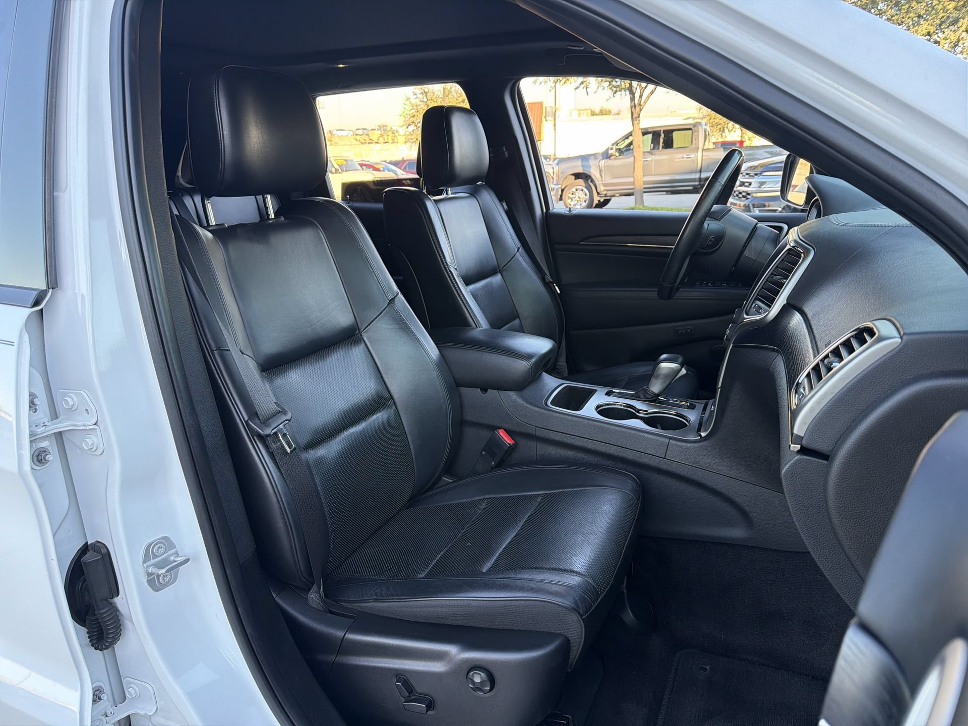 Used 2018 Jeep Grand Cherokee High Altitude RWD image 25