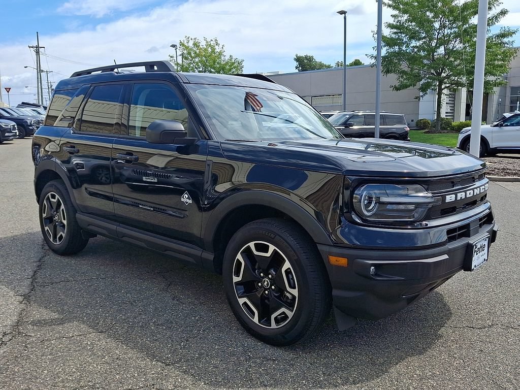 Certified 2024 Ford Bronco Sport Outer Banks w/ Tech Package AWD/4WD image 3
