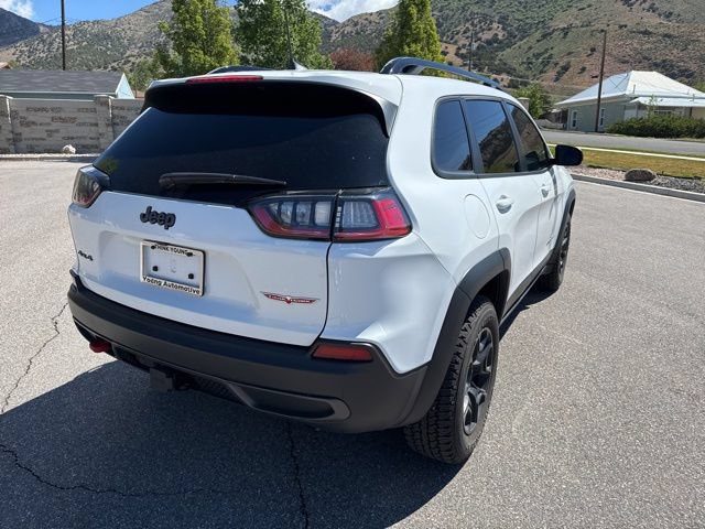 Used 2022 Jeep Cherokee Trailhawk w/ Premium Leather Package AWD/4WD image 7