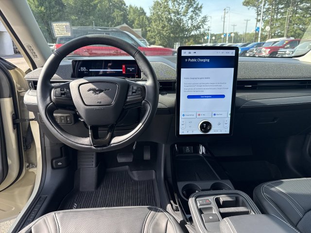 Certified 2025 Ford Mustang Mach-E Premium AWD/4WD image 25