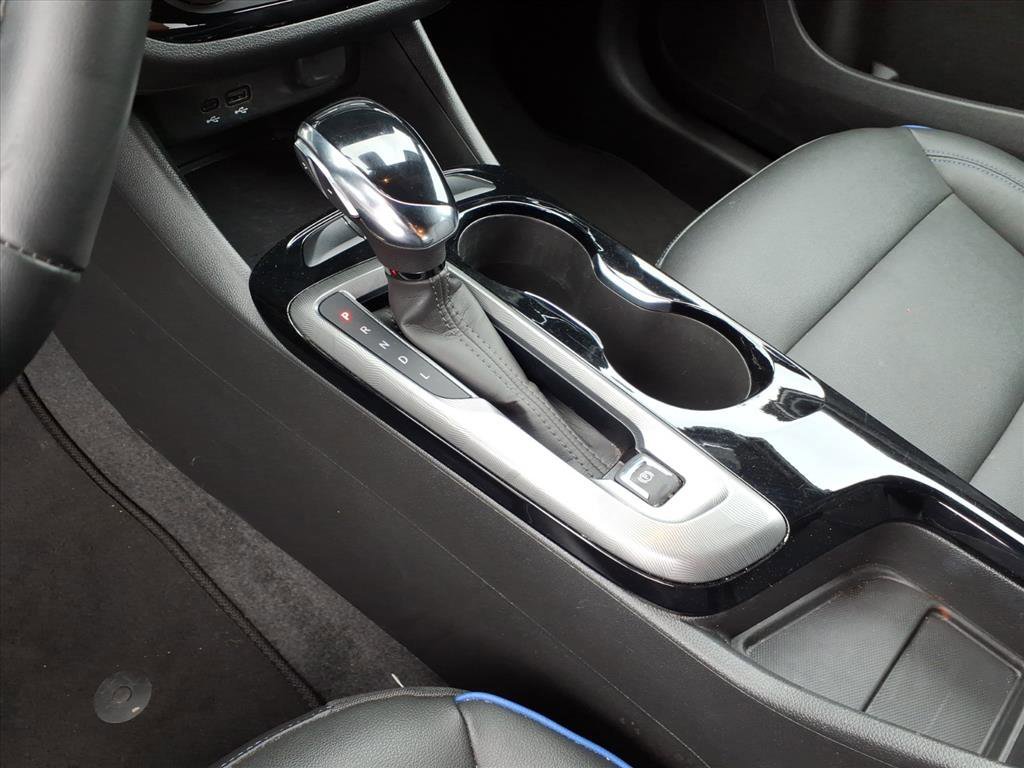 Used 2025 Buick Envista Sport Touring FWD image 16