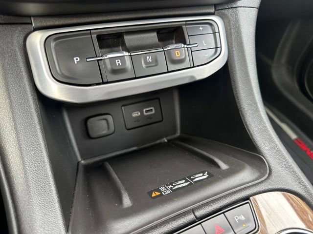 Used 2022 GMC Acadia SLE w/ Driver Convenience Package image 50