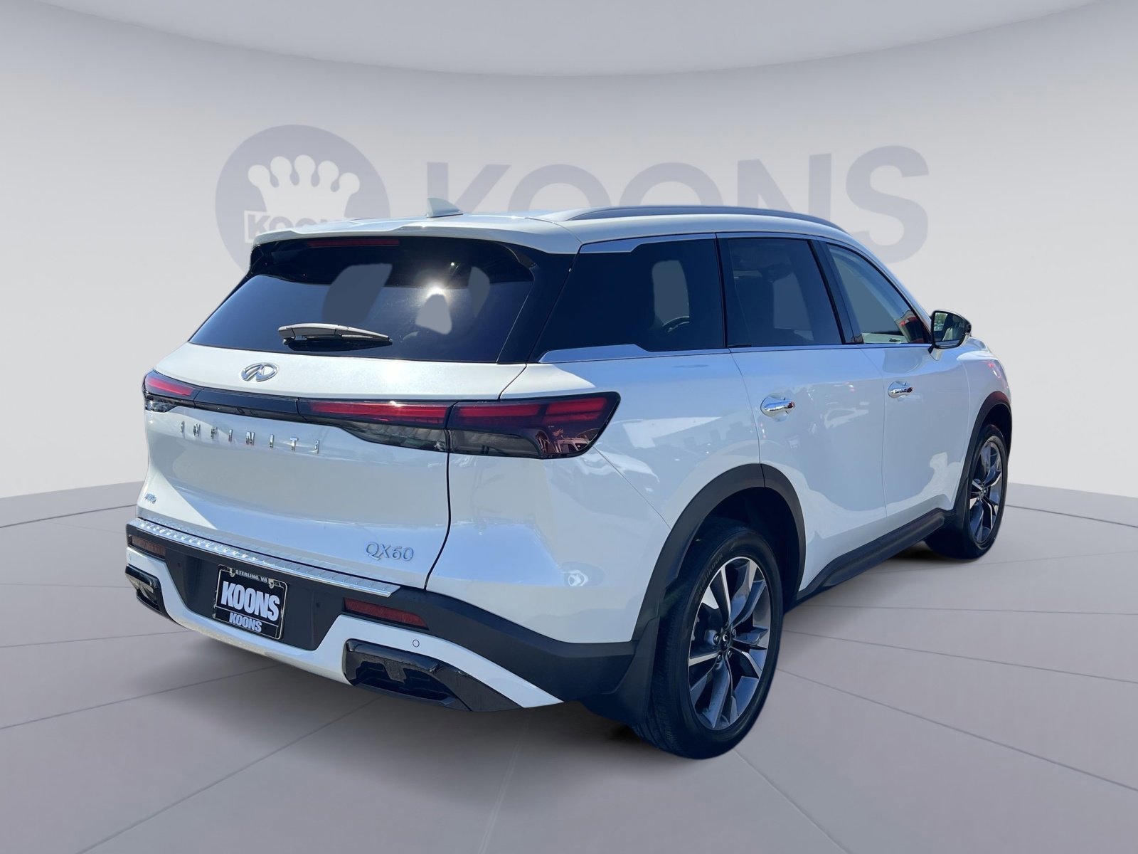 Used 2023 INFINITI QX60 Luxe w/ Cargo Package image 5