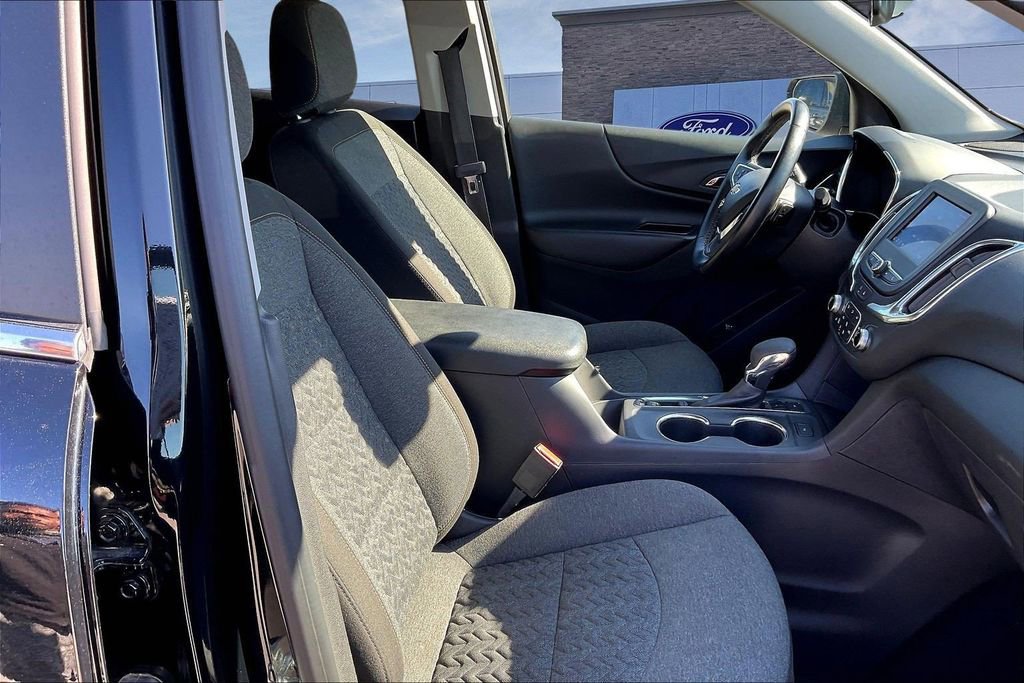 Used 2024 Chevrolet Equinox LT image 30