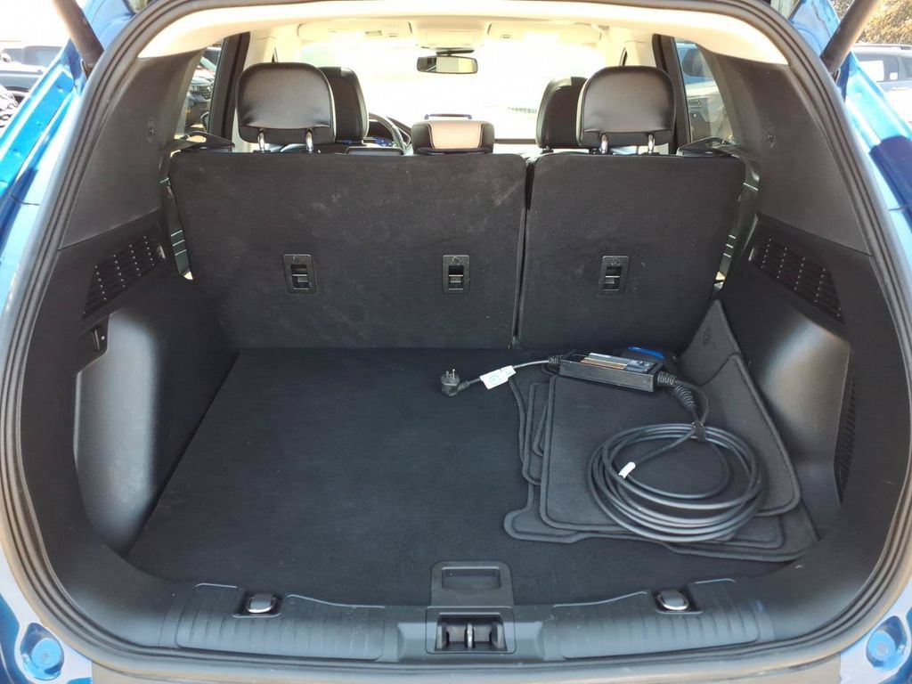 Certified 2022 Ford Escape Titanium FWD image 8
