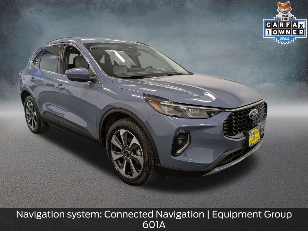 Certified 2023 Ford Escape Platinum w/ Premium Technology Package image 3