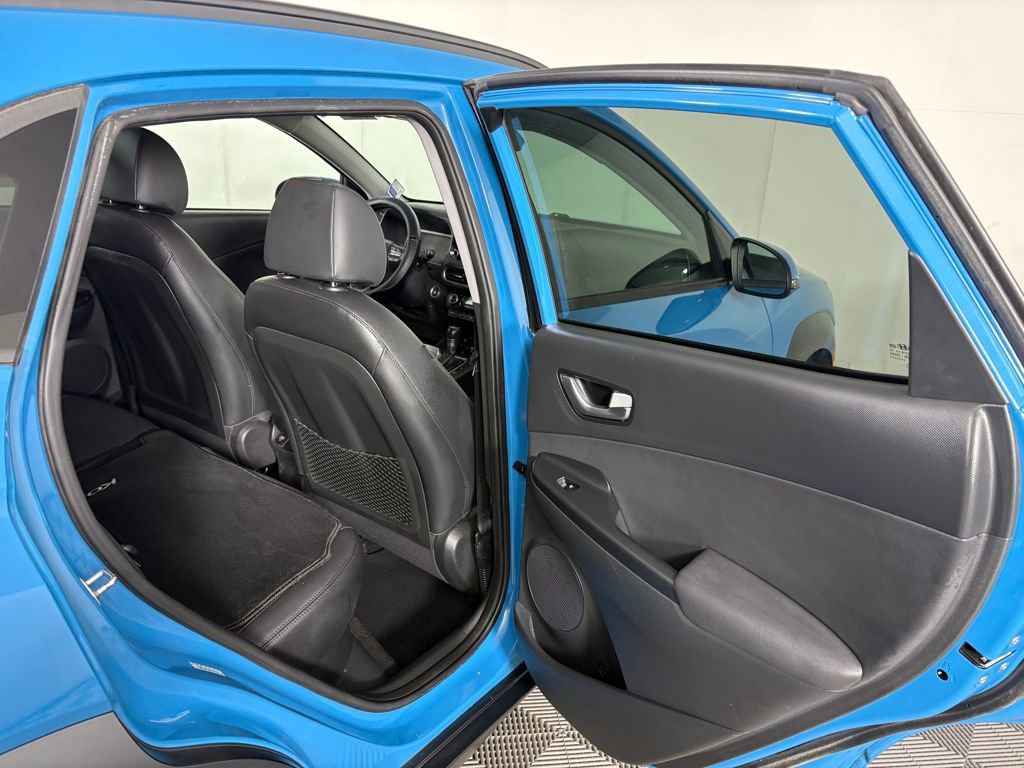 Used 2022 Hyundai Kona Limited w/ Cargo Package image 33