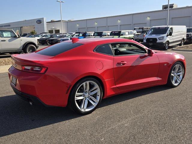 Used 2017 Chevrolet Camaro LT RWD image 5