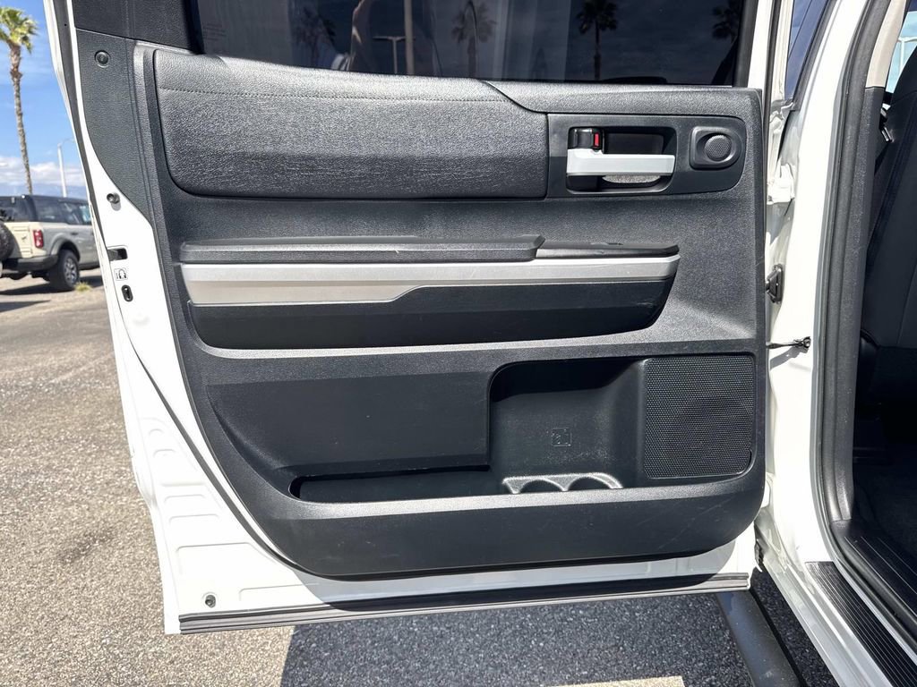 Used 2017 Toyota Tundra SR5 w/ SR5 Upgrade Package image 23