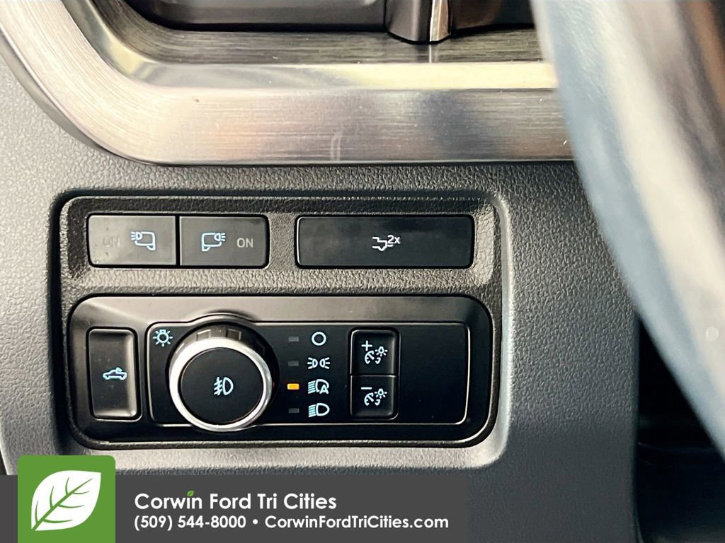 Certified 2023 Ford F350 Lariat w/ Chrome Package image 19