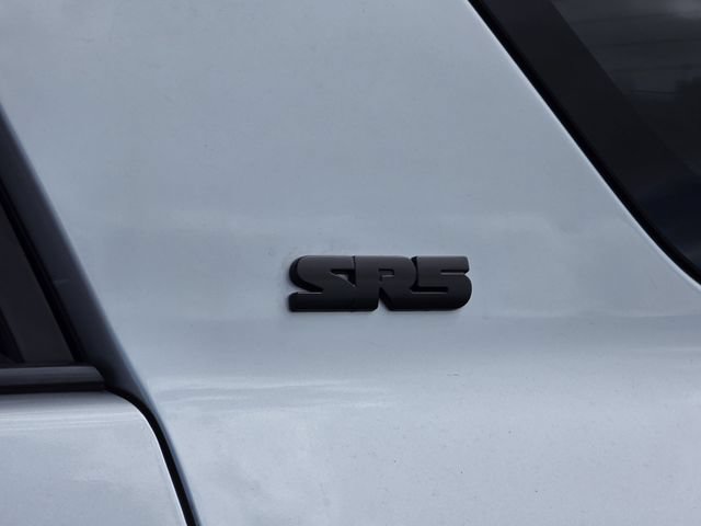 Used 2020 Toyota 4Runner SR5 Premium w/ Moonroof Package RWD image 33