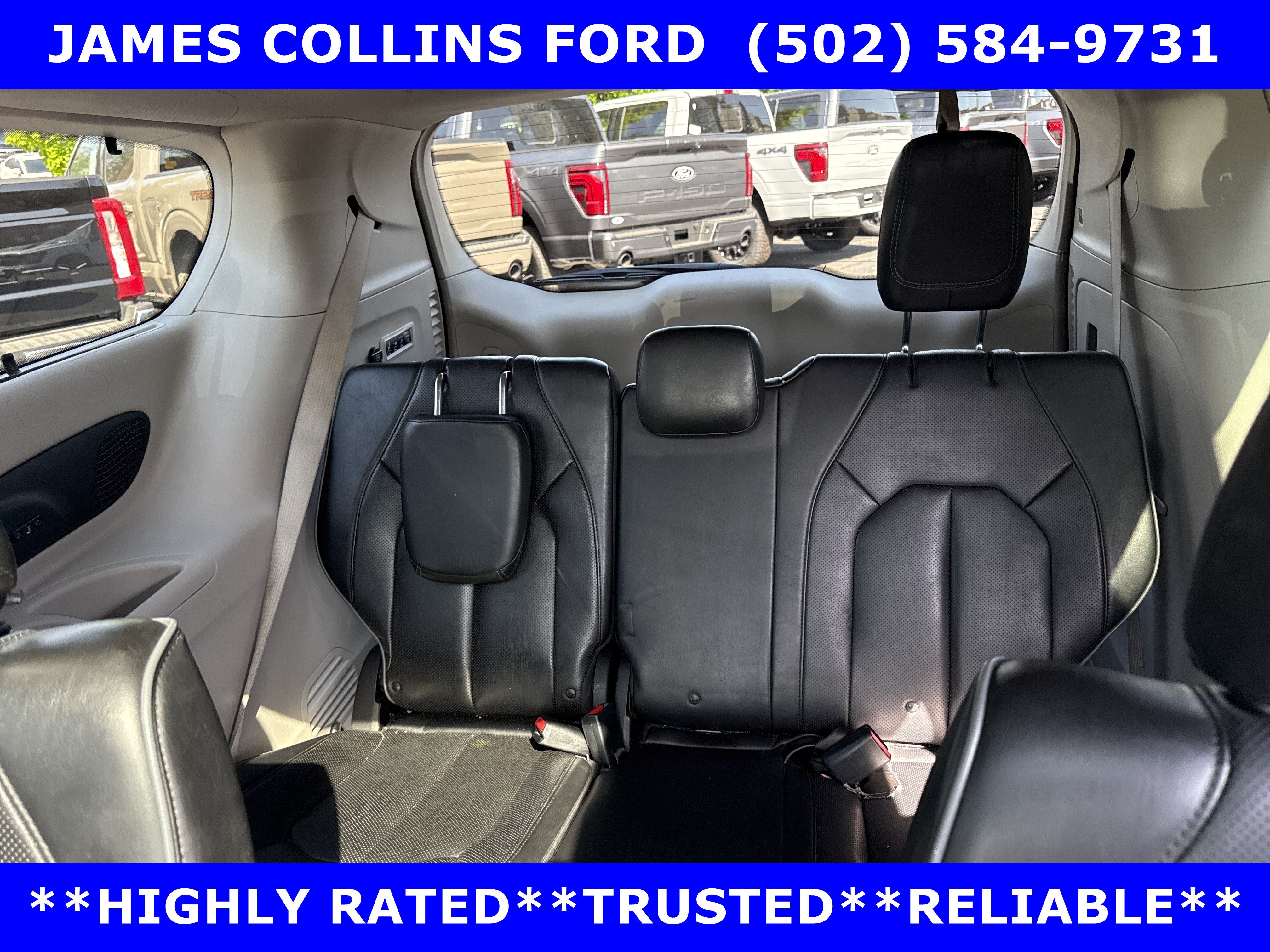 Used 2018 Chrysler Pacifica Limited FWD image 17