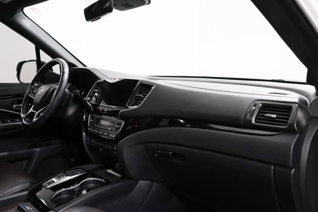 Used 2022 Honda Pilot Black Edition image 34