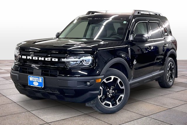 Certified 2024 Ford Bronco Sport Outer Banks w/ Tech Package AWD/4WD image 4