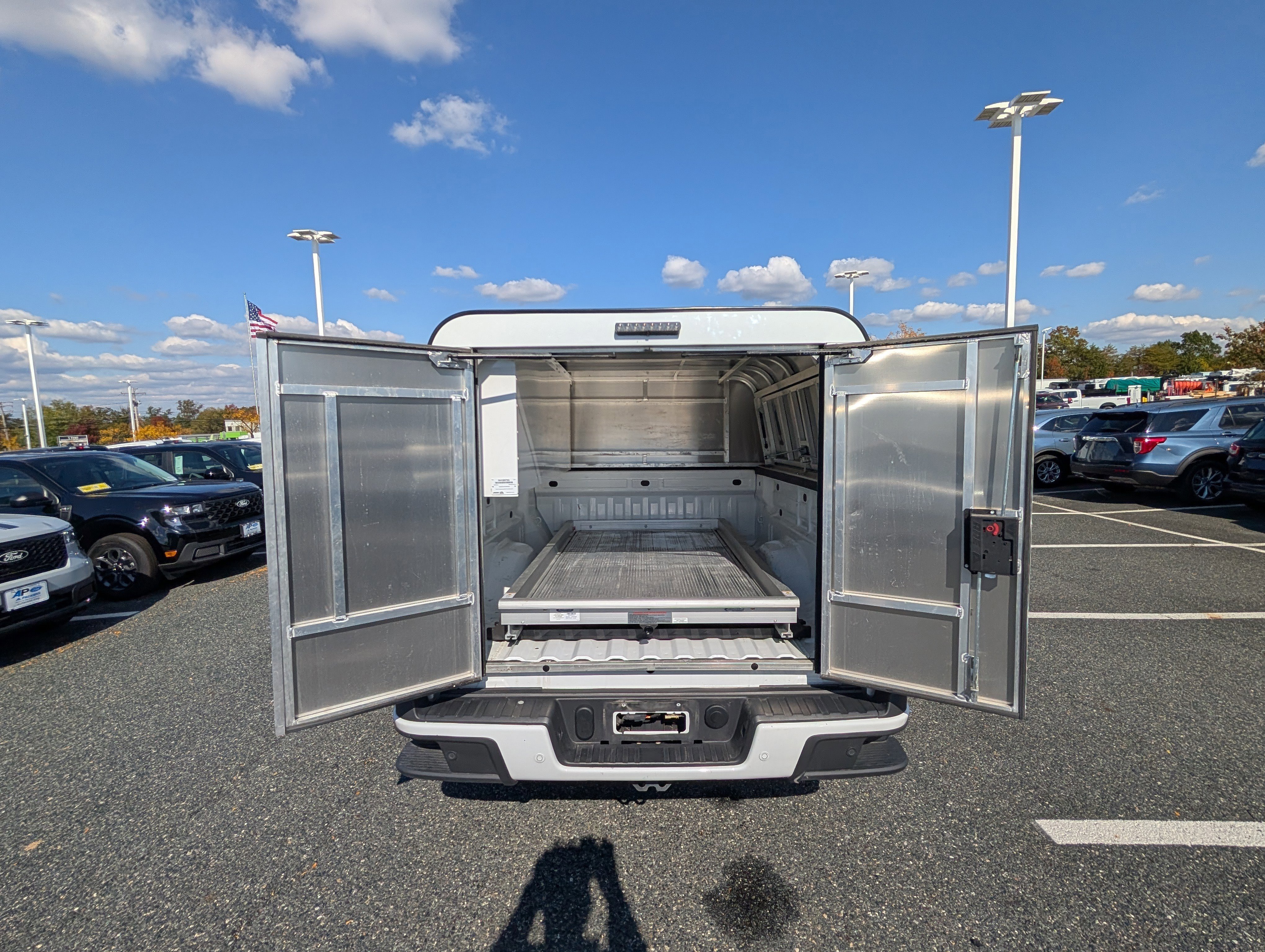 Used 2022 Chevrolet Colorado LT w/ Safety Package image 13