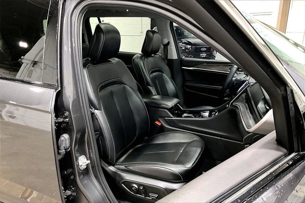 Used 2021 Jeep Grand Cherokee L Limited image 7