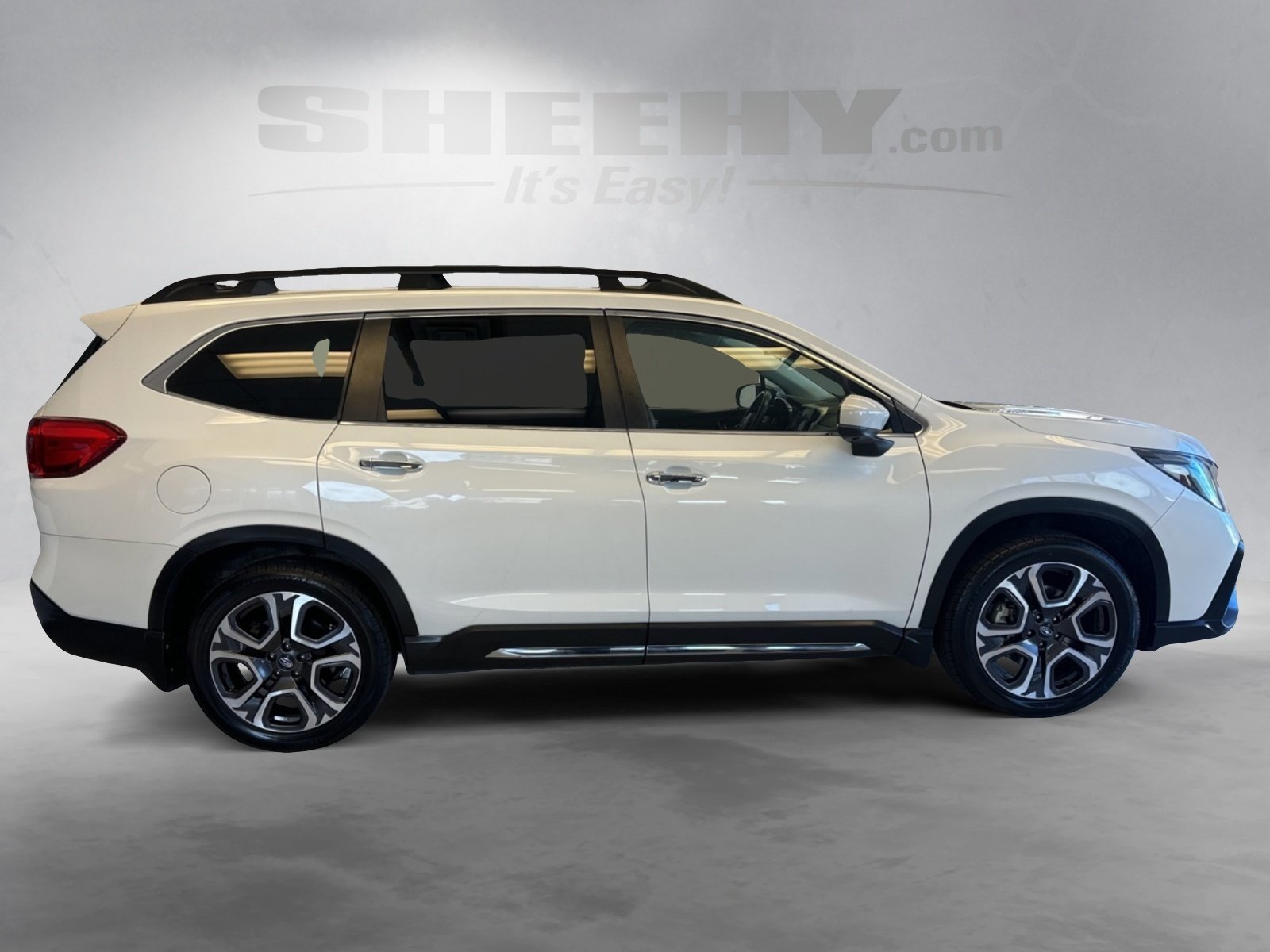 Used 2024 Subaru Ascent Touring image 6