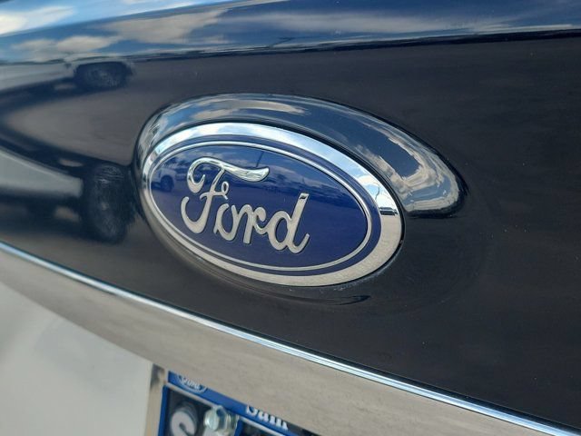 Certified 2020 Ford Edge Titanium FWD image 8