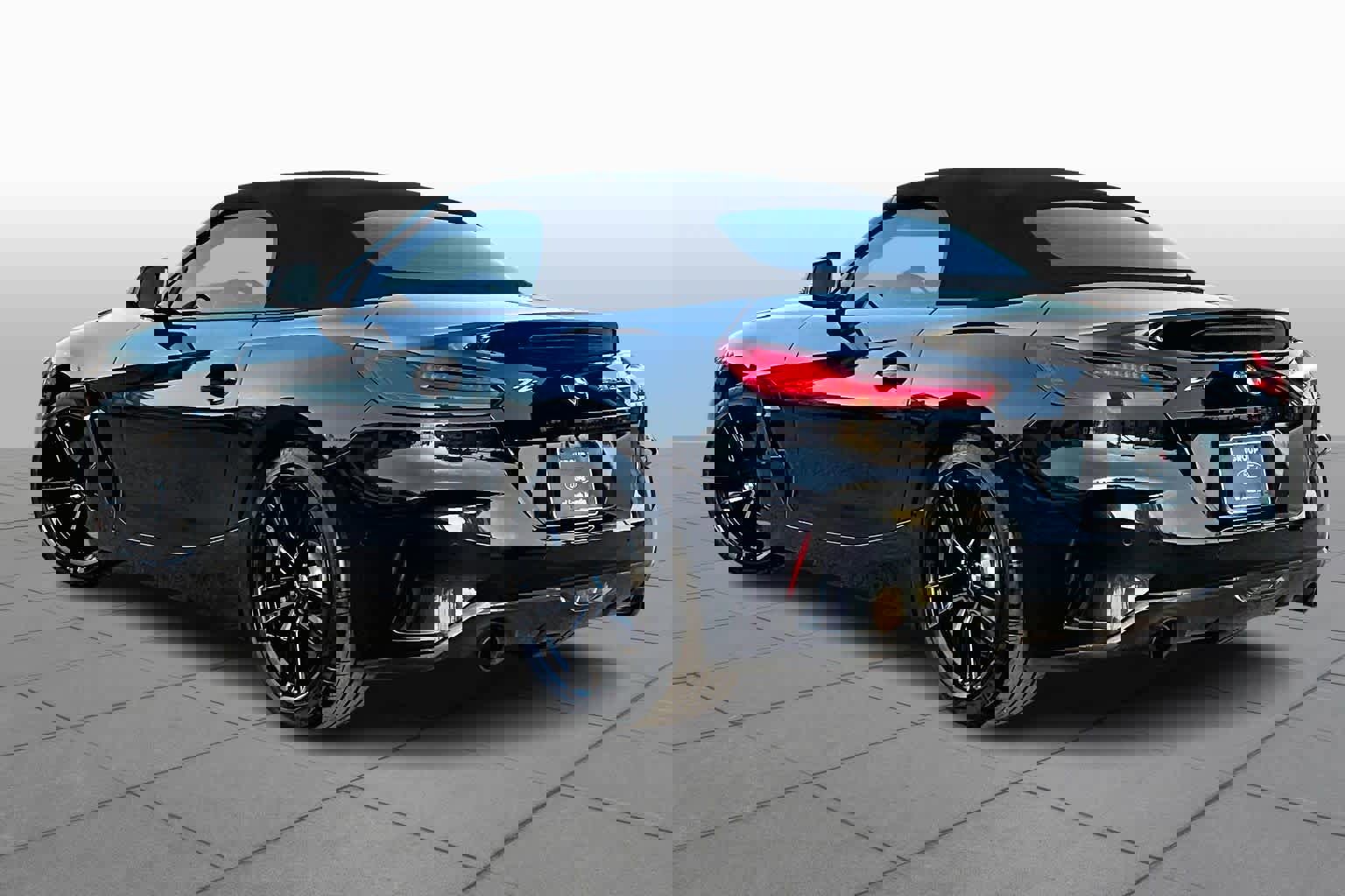 Used 2020 BMW Z4 sDrive30i w/ Executive Package image 11