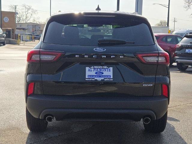 Certified 2025 Ford Escape ST-Line Select AWD/4WD image 13