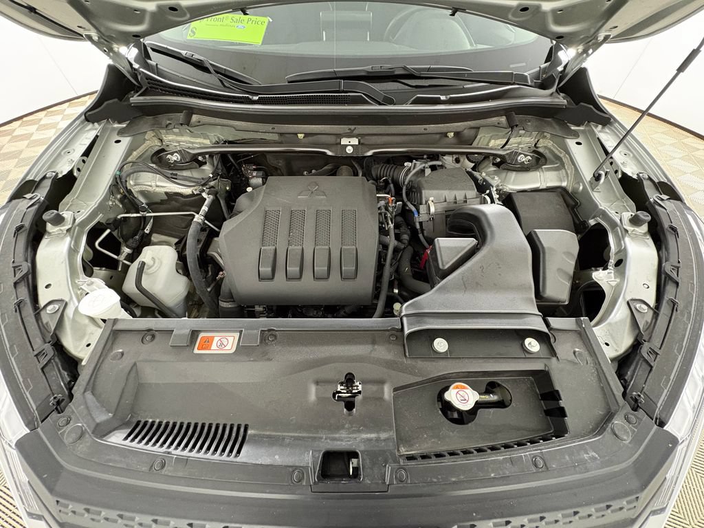 Used 2025 Mitsubishi Eclipse Cross SE AWD/4WD image 30