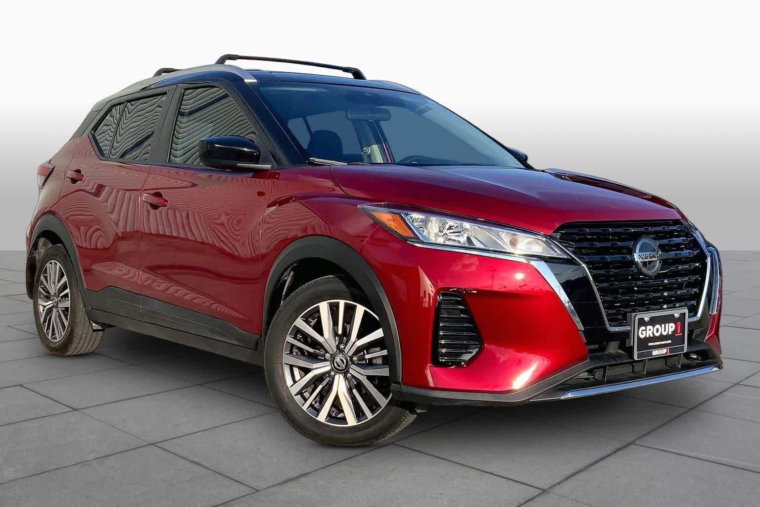 Used 2021 Nissan Kicks SV FWD image 3