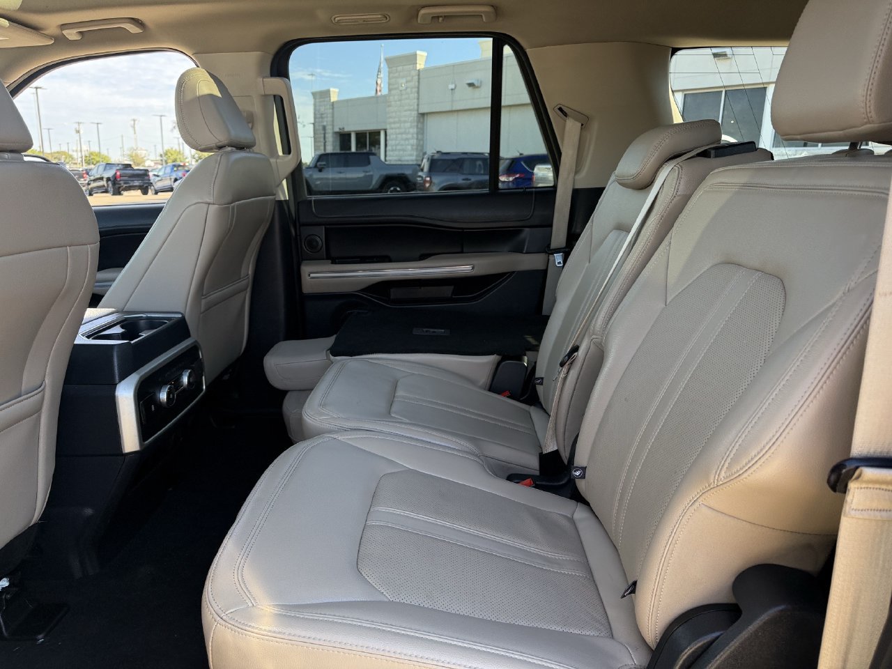 Certified 2024 Ford Expedition Max Limited RWD image 28