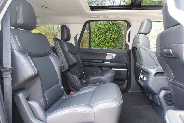 Certified 2025 Ford Expedition Max Platinum w/ Driver's Package image 13